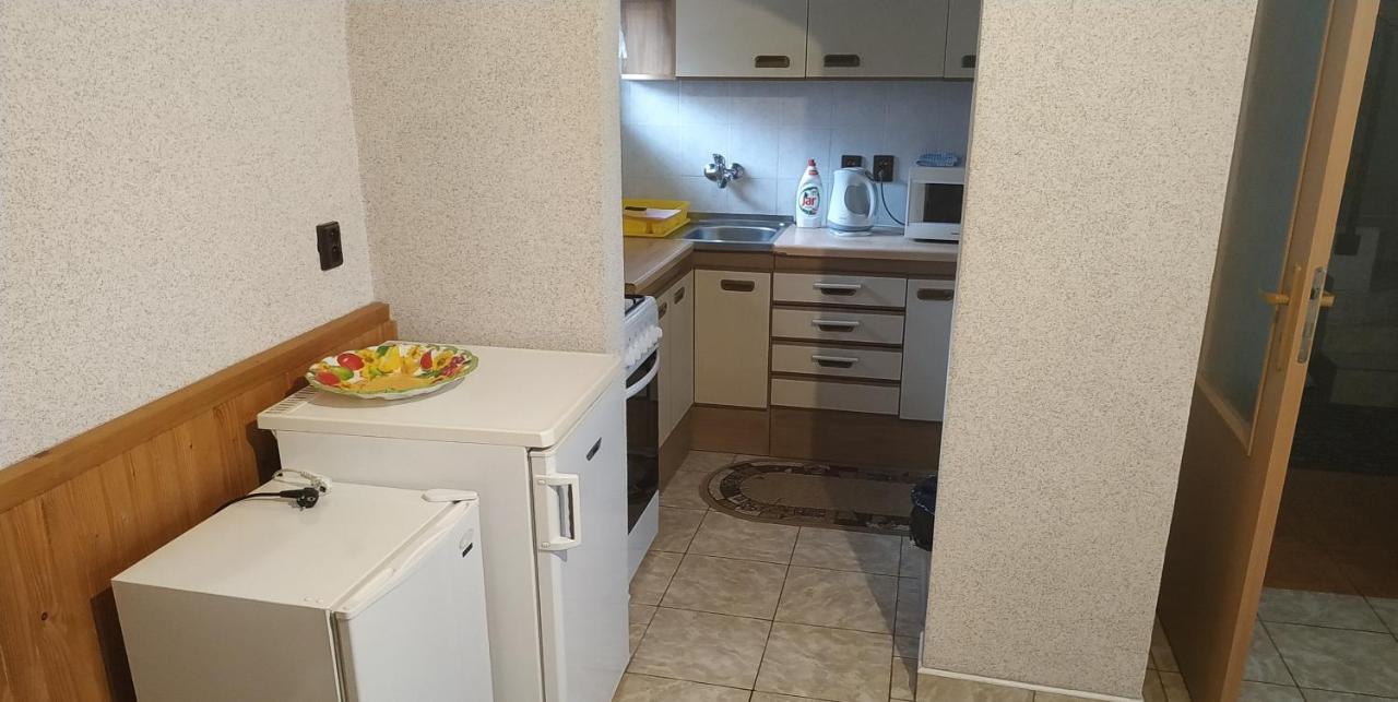 Dovolenkový dom s tromi spálňami Zuberec Exterior foto